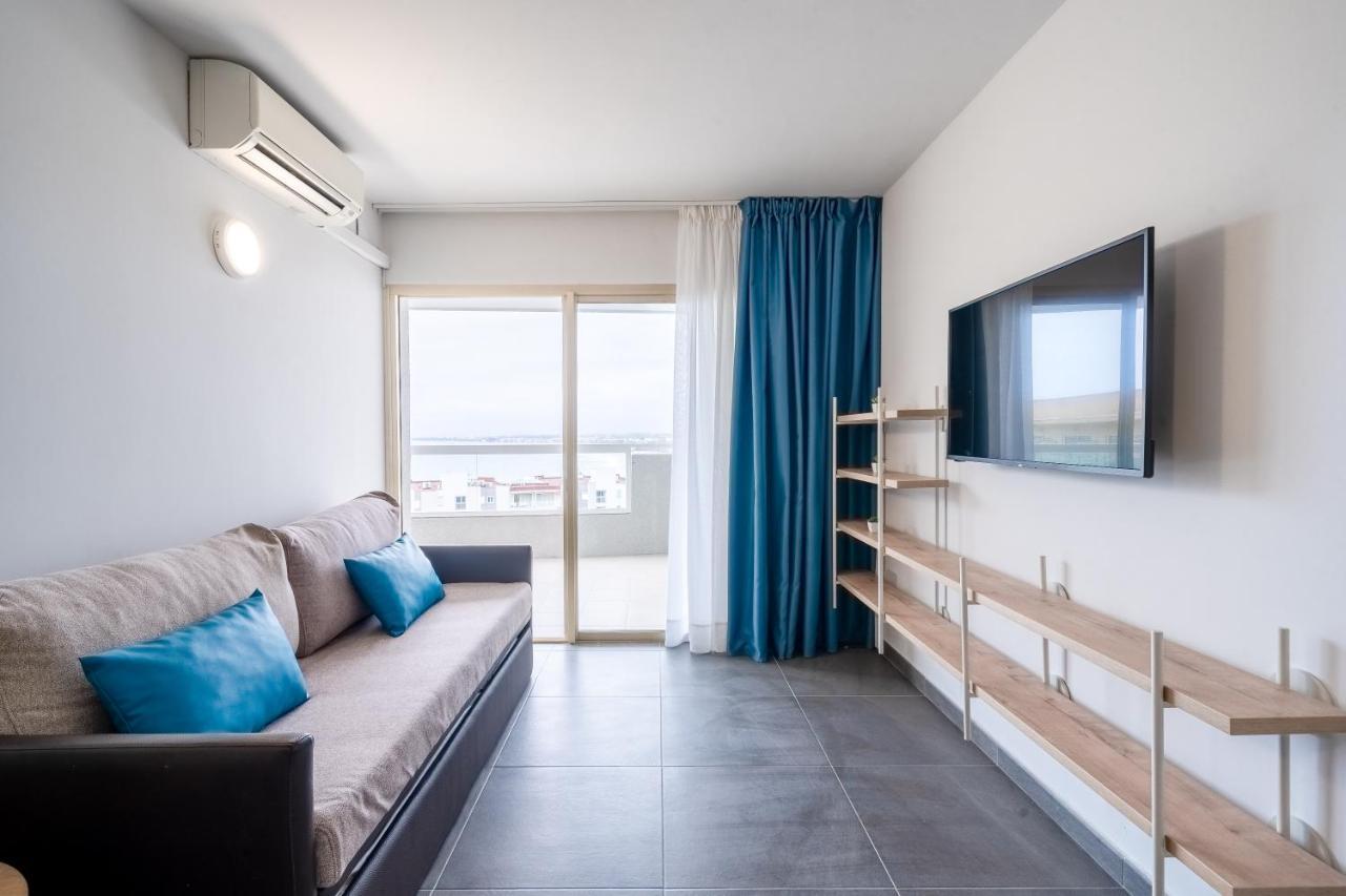 Rentalmar Blue Beach & Pool Salou Pokoj fotografie